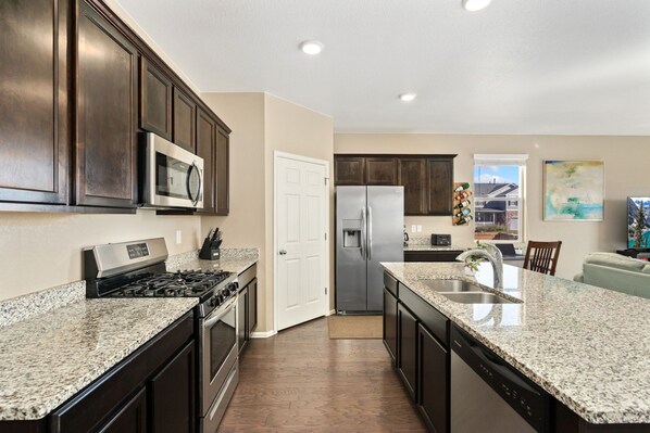 House, Multiple Beds, Patio, Garden View (921 Birchdale Court) | Private kitchen - Windshire Retreat Pool, Garage & Pet-friendly (Windsor)