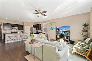 House, Multiple Beds, Patio, Garden View (921 Birchdale Court) | Living area - Windshire Retreat Pool, Garage & Pet-friendly (Windsor)