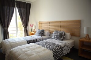 5 soverom, strykejern/-brett, internettilgang og sengetøy