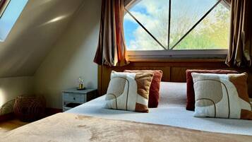 3 chambres, fer et planche Ă repasser, draps fournis