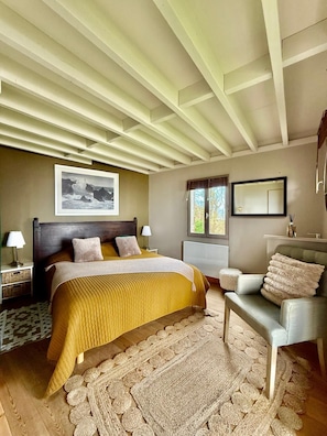 3 Schlafzimmer, Bügeleisen/Bügelbrett, Bettwäsche