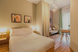 2 bedrooms, iron/ironing board, internet, bed sheets