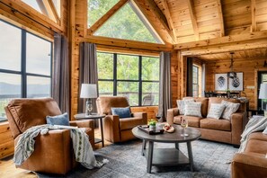 Smart-TV, peis og bøker