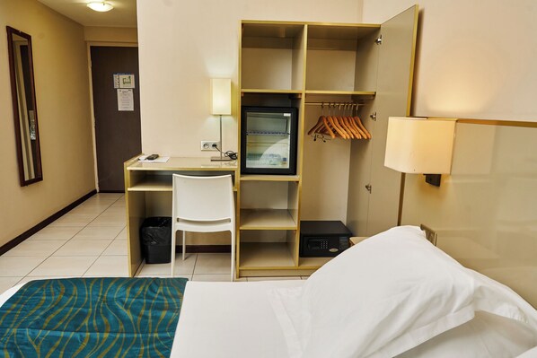 In-room safe, blackout drapes, soundproofing, free WiFi