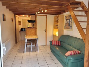 Comfort Cottage | Living area - la Genotière (Le Poiré-sur-Vie)