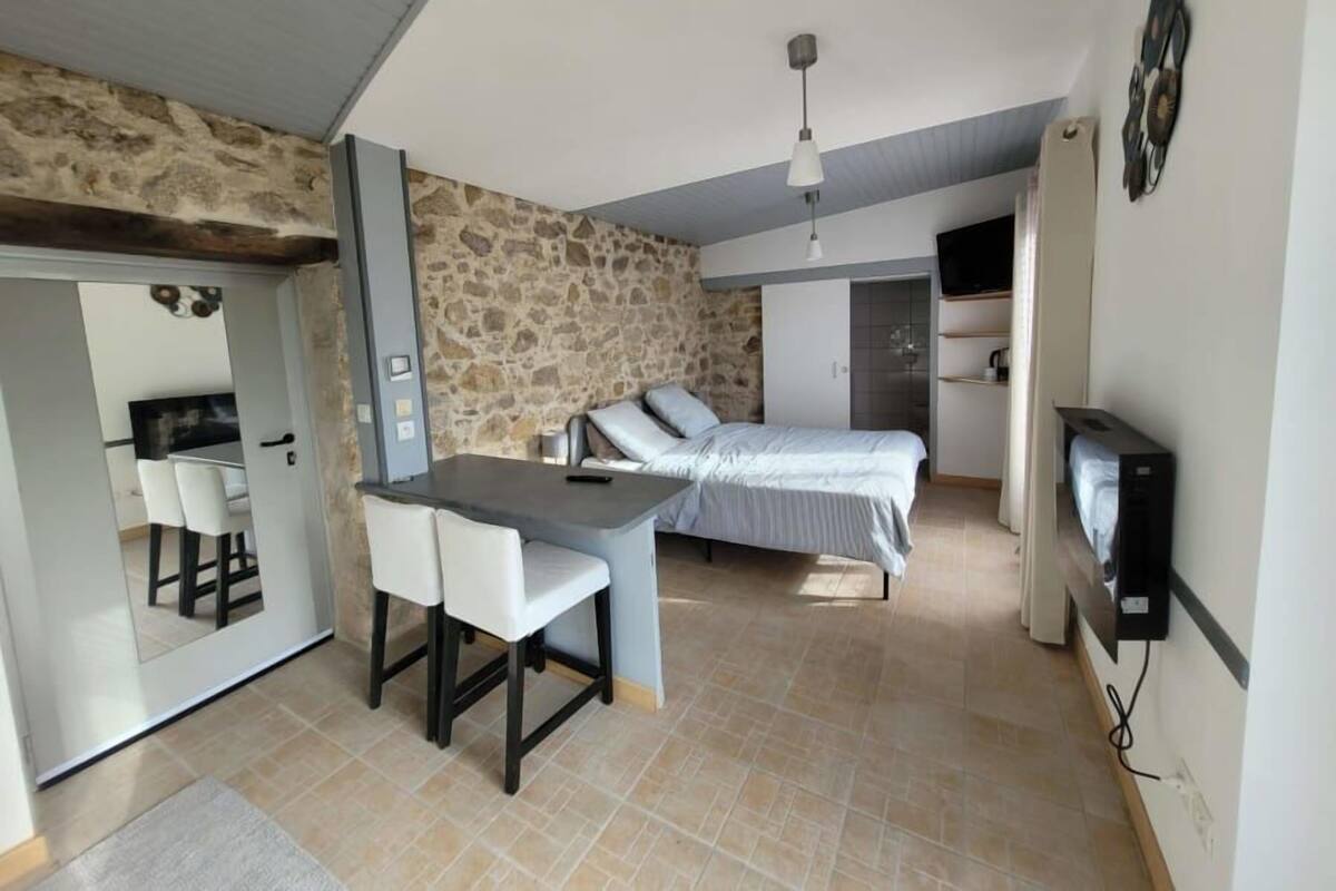 Classic Room, Garden View | Free WiFi