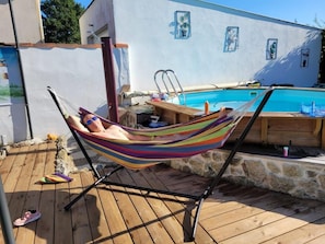 Seasonal outdoor pool - la Genotière (Le Poiré-sur-Vie)