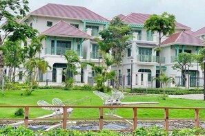 المنشأة من الخارج