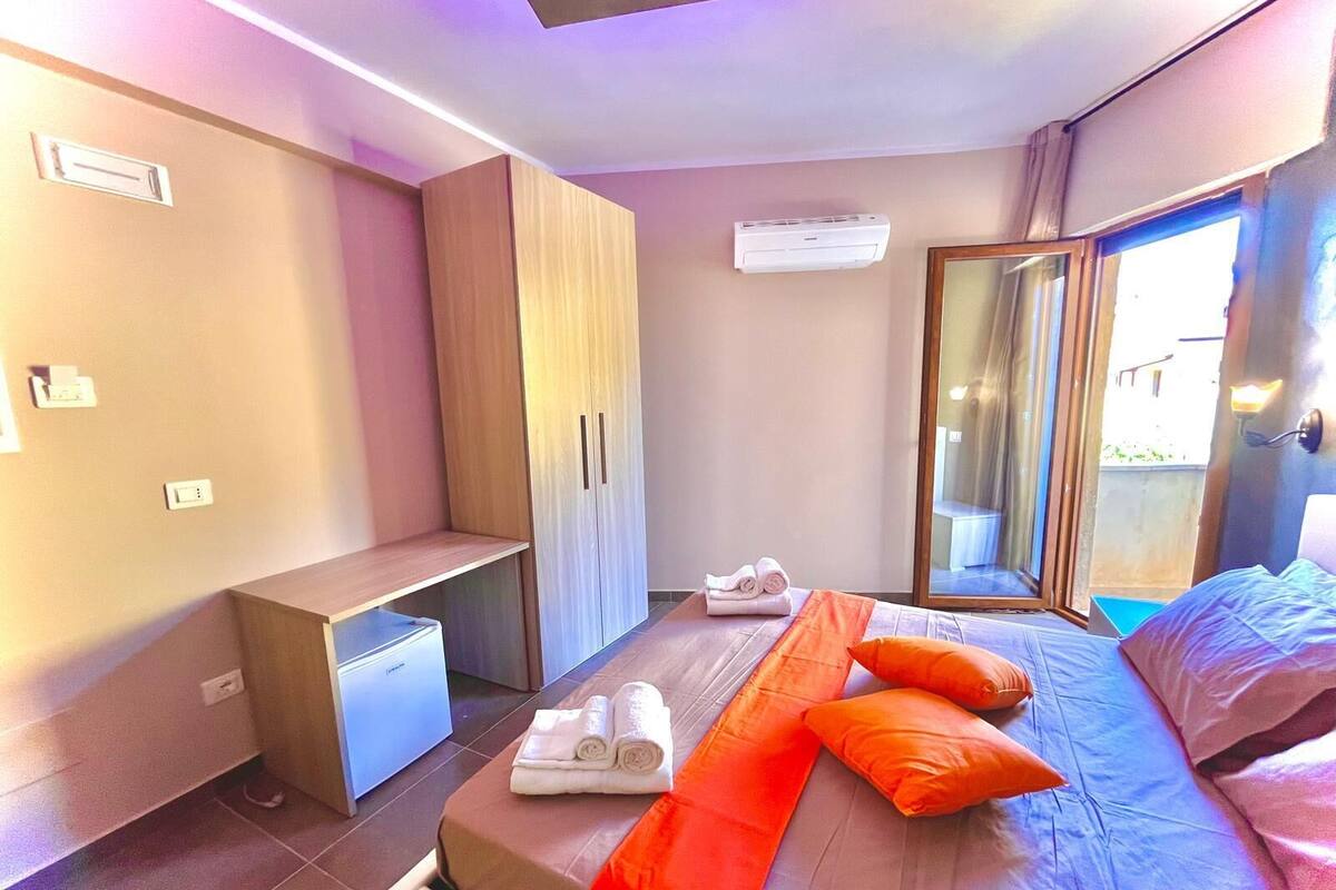 Classic Double Room, Balcony, Partial Sea View | In-room safe