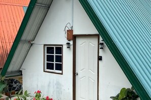 Unclassified image, 4 of 23, button - Kanso Hill Ann Cottage-Rest, Rise and Renew (Tuaran)