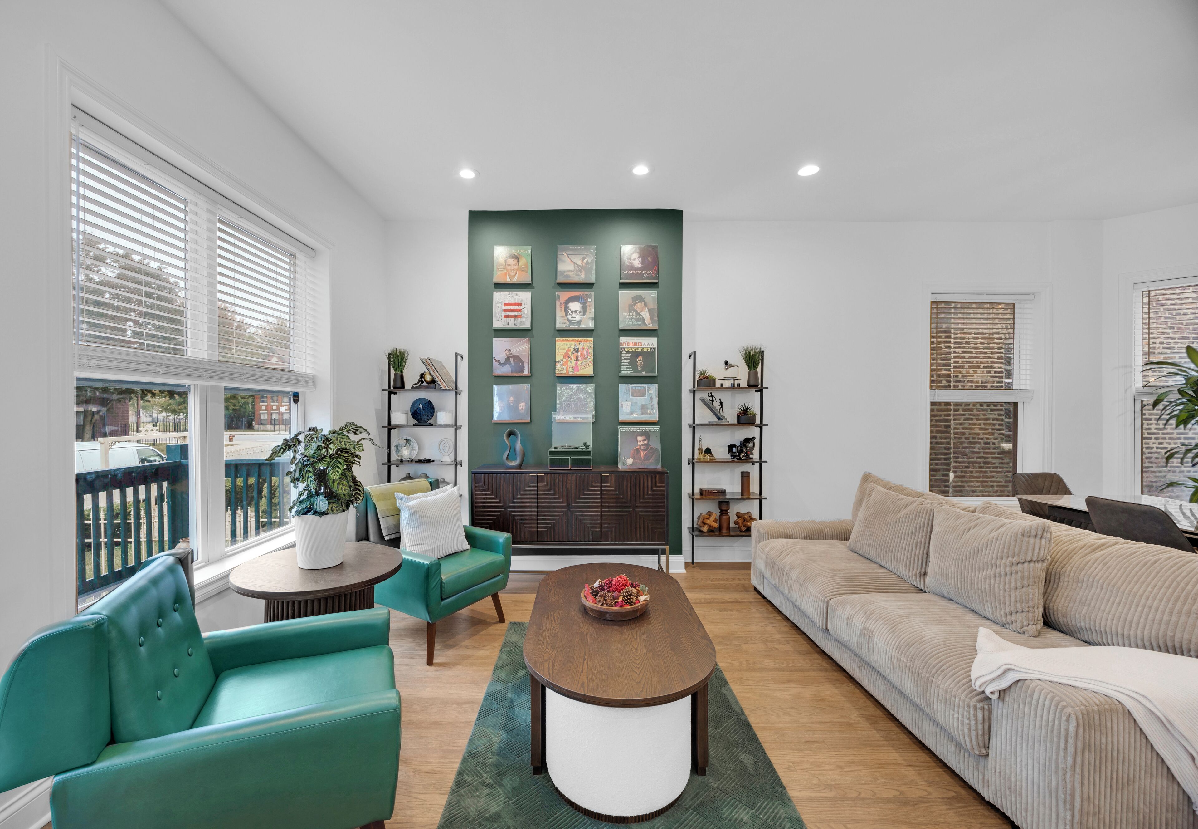 Smart TV, books, music library, stereo