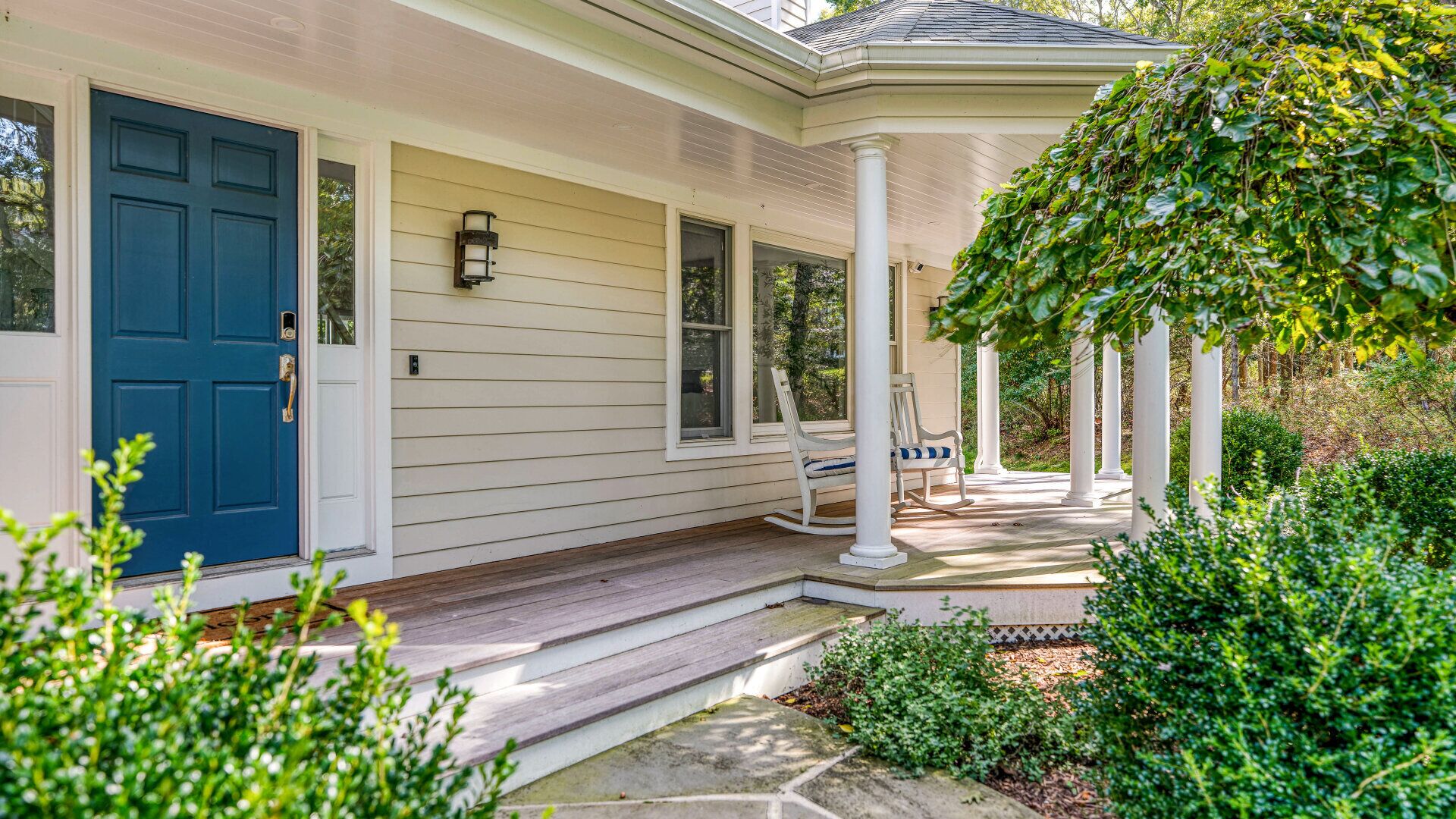 تفاصيل الفندق من الخارج