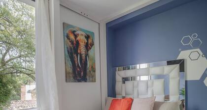 Luxury Suite - Rooftop, Jacuzzi & Balcony
