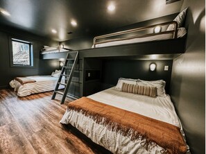 3 habitaciones, wifi gratis y ropa de cama 