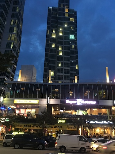 Urbano Luxury Homestay at Maritime