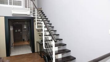 Condo, 2 quartos, acessível | Parte interna