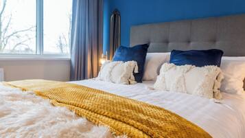 3 bedrooms, iron/ironing board, WiFi, bed sheets