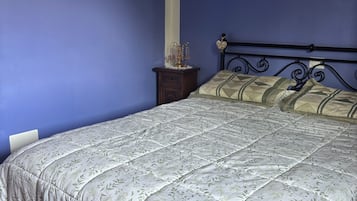 BĂŒgeleisen/BĂŒgelbrett, BettwĂ€sche