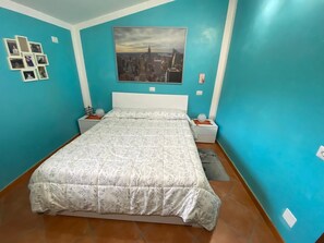 3 bedrooms, iron/ironing board, free WiFi, bed sheets - Discover the relaxation of the mountains in this detached villa surrounded by greenery. (Abruzzo)