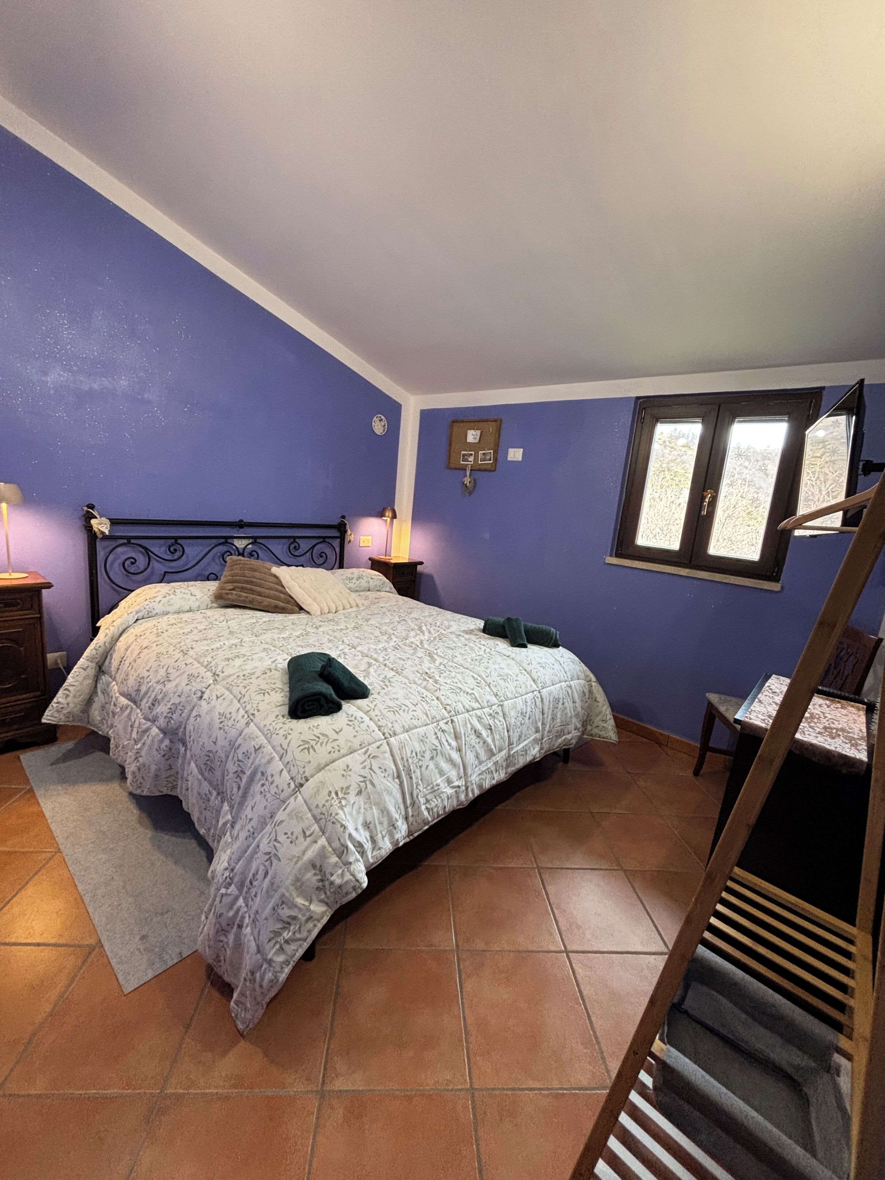 3 chambres, fer et planche à repasser, Wi-Fi gratuit, draps fournis