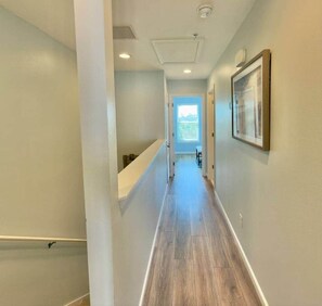 Interior - Pelican's Perch: Kayaks, Views & More! (Escambia County)