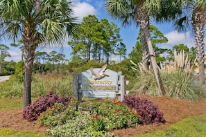 Property grounds - Pelican's Perch: Kayaks, Views & More! (Escambia County)