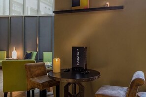 Unclassified image, 5 of 46, button - Legend Hôtel Paris (Paris)