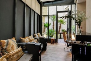 Interior - Legend Hôtel Paris (Paris)