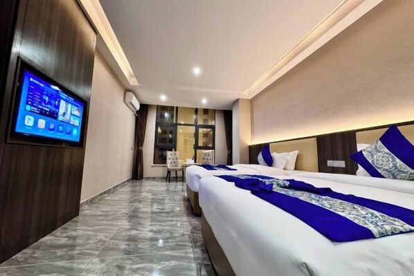 Room - Oriental Hotel (Sihanoukville)