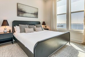 4 Schlafzimmer, Bügeleisen/Bügelbrett, Internetzugang, Bettwäsche