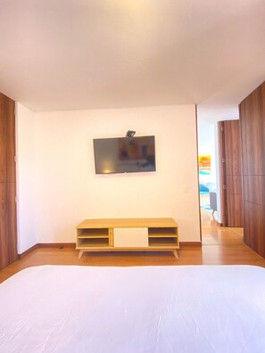 In-room safe, blackout curtains, iron/ironing board, free WiFi