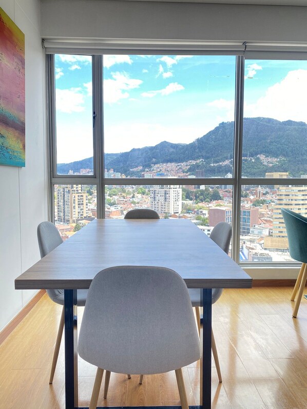 Apartment | Tempat makan