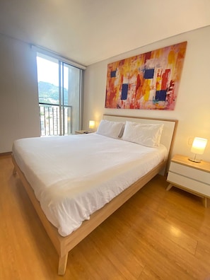 In-room safe, blackout drapes, iron/ironing board, free WiFi - Edificio Zima 26 (Bogotá)