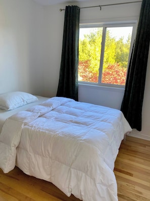 3 chambres, accĂšs Internet, draps fournis