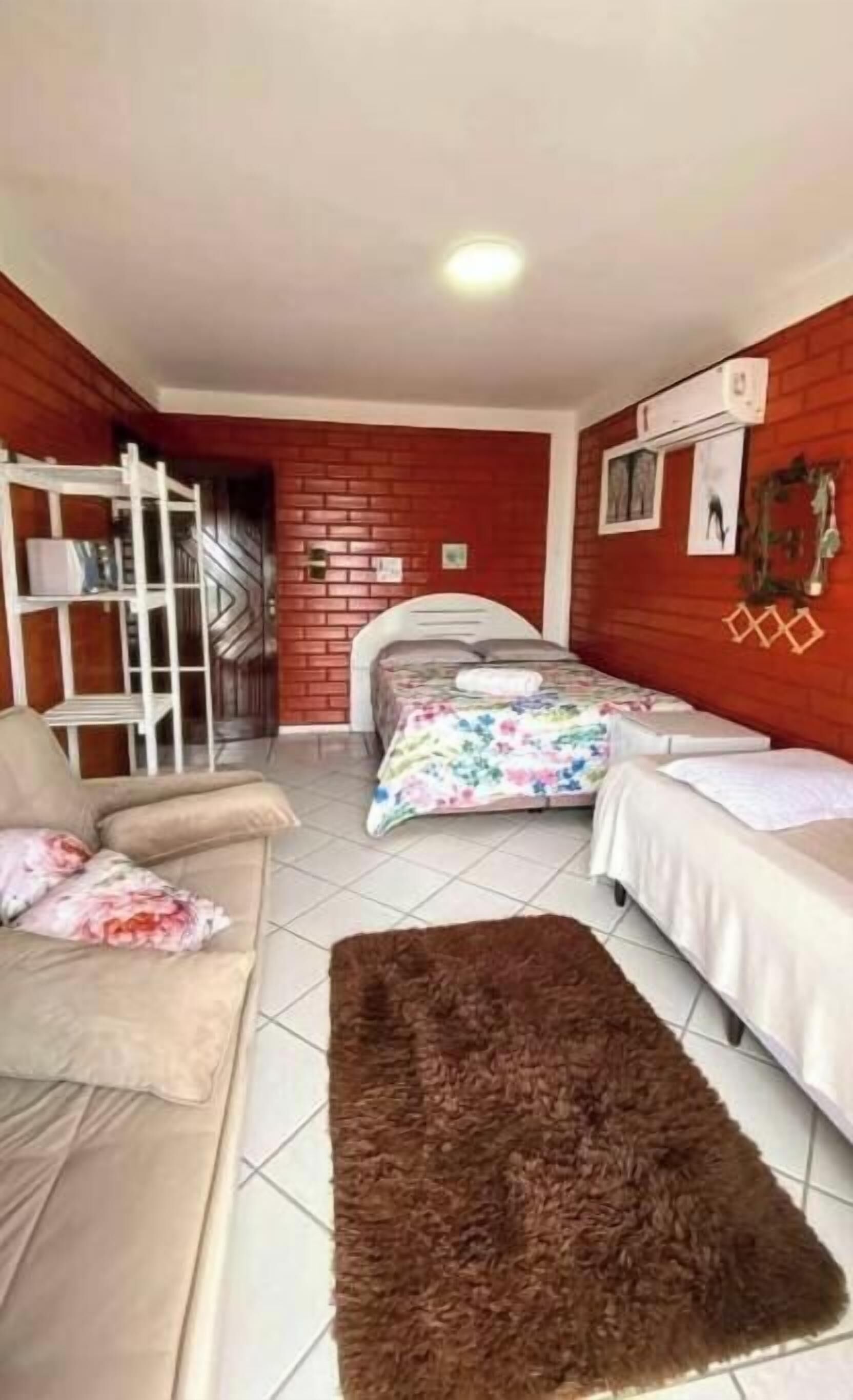 5 slaapkamers, internet, beddengoed