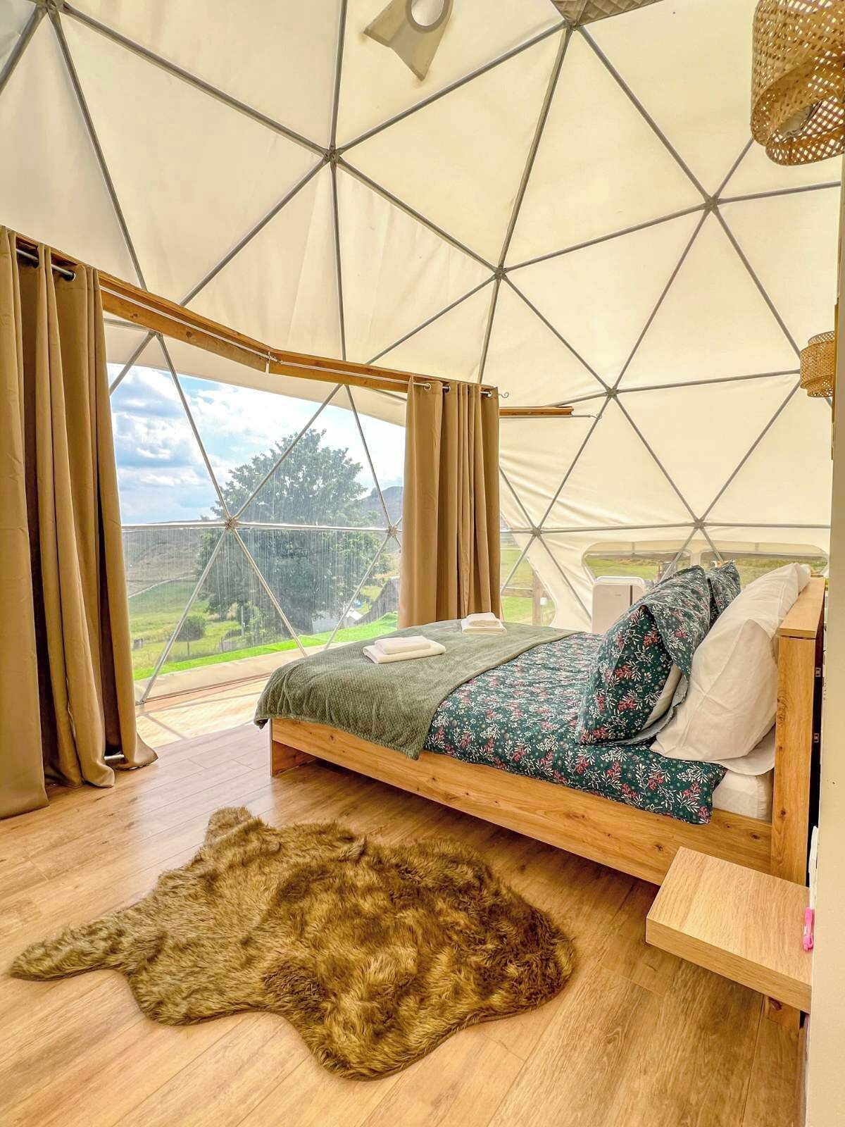 1 bedroom, internet, bed sheets