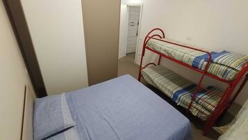 1 soverom, strykejern/-brett, wi-fi og sengetøy