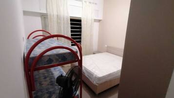 1 camera, ferro/asse da stiro, Wi-Fi, lenzuola