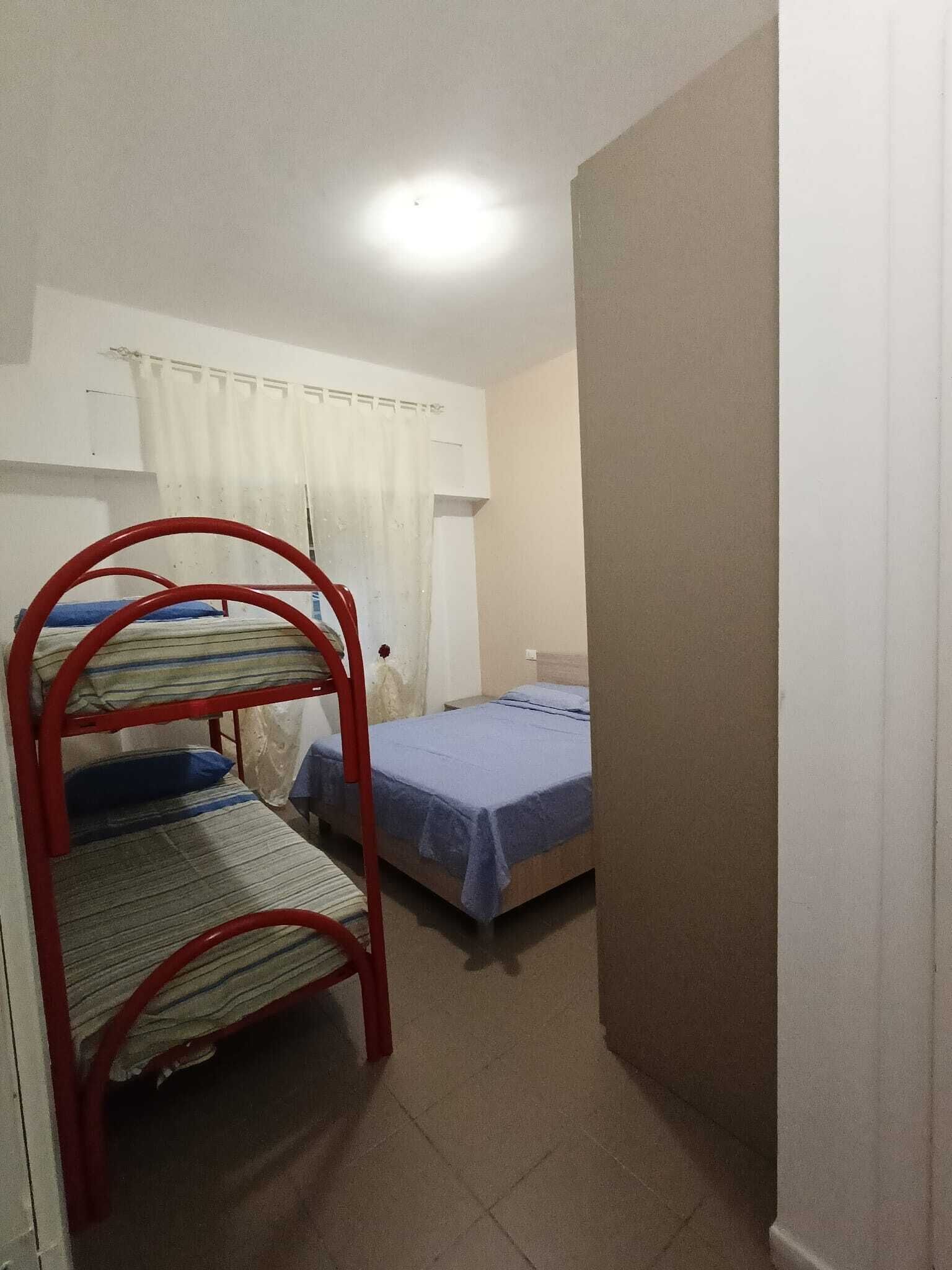 1 camera, ferro/asse da stiro, Wi-Fi, lenzuola