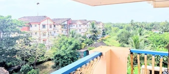 Charming 3-bedroom apartment with AC in Goa, 500 mtrs from Zalor Beach, Goa
