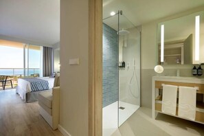 Cribs/infant beds - Palladium Hotel Menorca (Area Metropolitana de Mao)