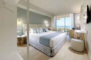 Cribs/infant beds - Palladium Hotel Menorca (Area Metropolitana de Mao)