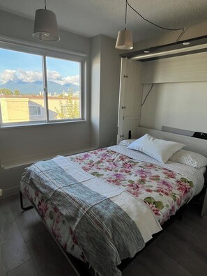 2 soverom, strykejern/-brett, wi-fi og sengetøy