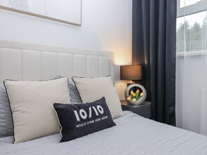 2 bedrooms, individually decorated, individually furnished, free WiFi - Milana (Tiverton)