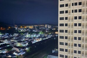 View from property - Cozy Studio Near BCS and Grand Batam Mall (Nagoya)