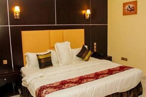 Room - De Firenze Suites (Lagos)