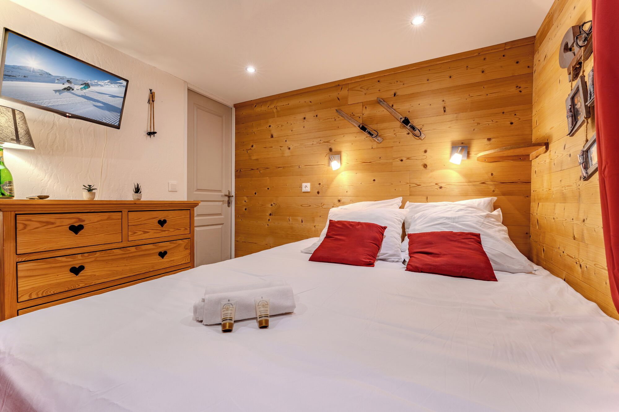 Ropa de cama de alta calidad y wifi gratis 