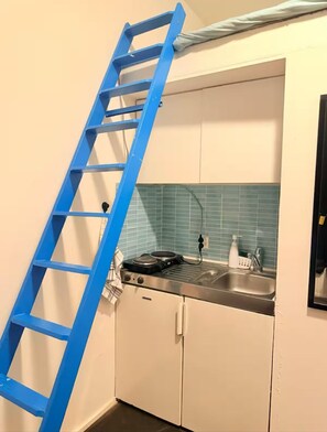 Interior - Compact studio in the center of Brussels (Bruxelles)