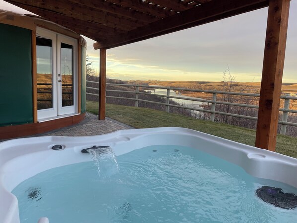 Bain à remous extérieur