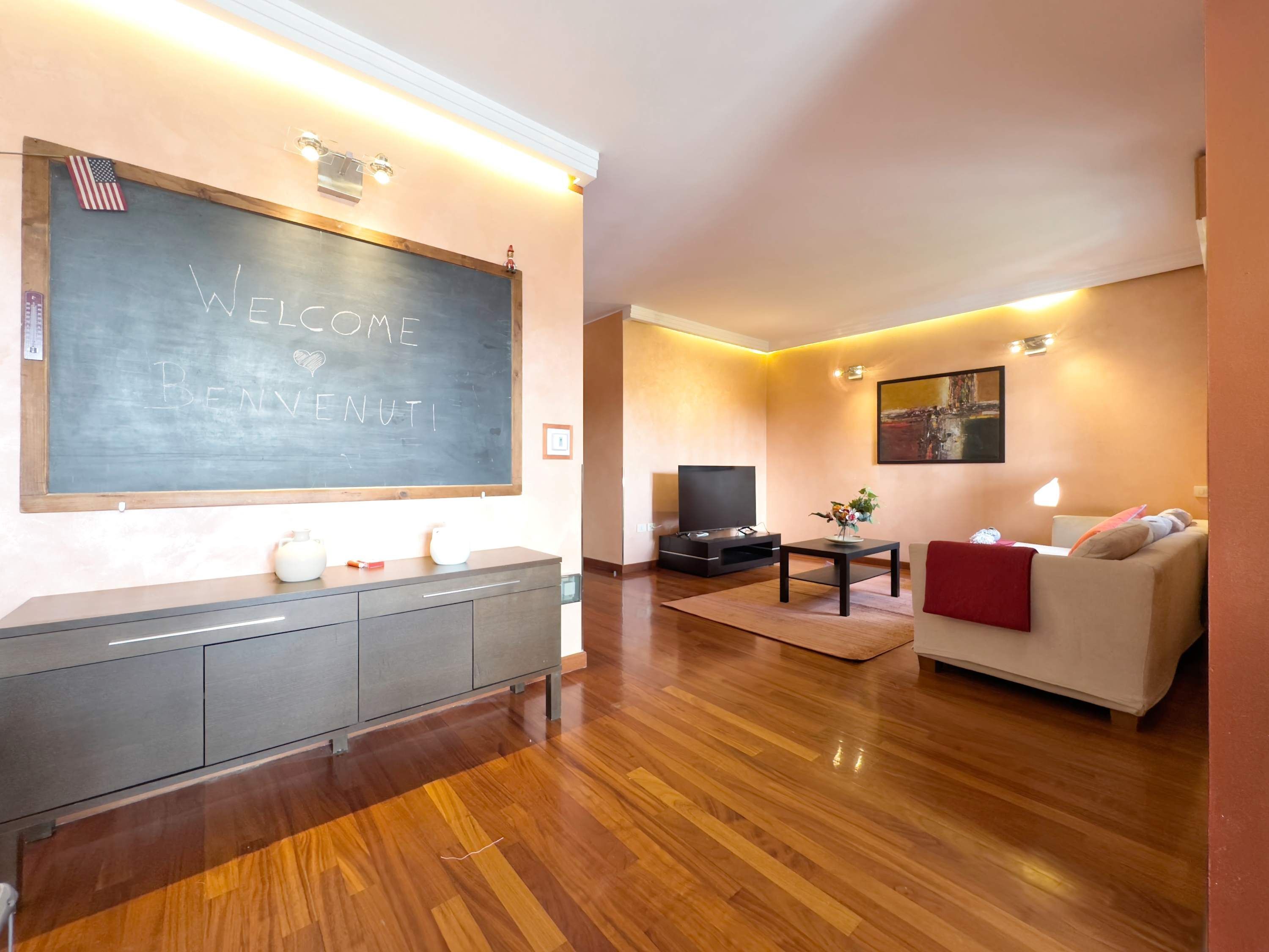 Apartment | 2 bedrooms, desk, Internet